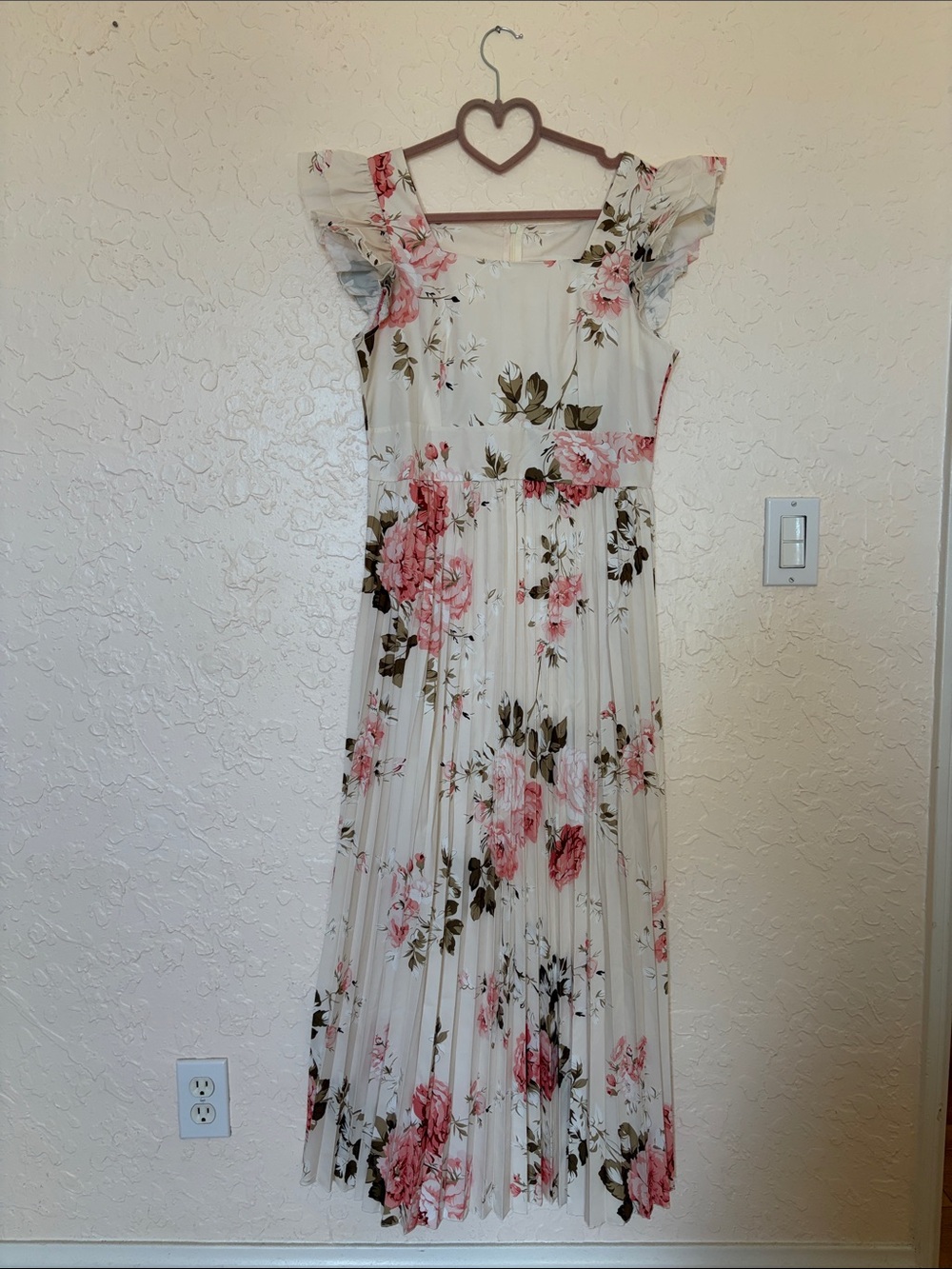 Cream Floral Pleated Maxi Dress with Pink Rose Print